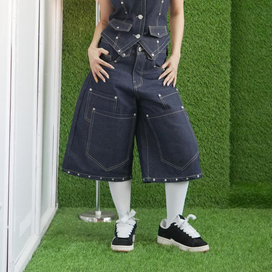 SHE LIKES IT RAW DENIM JORTS