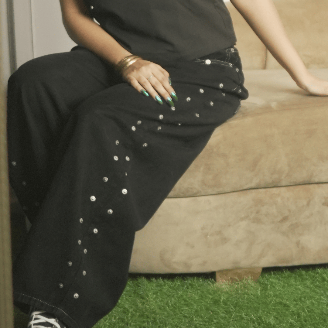BLACKED OUT JEANS (Side Lined)