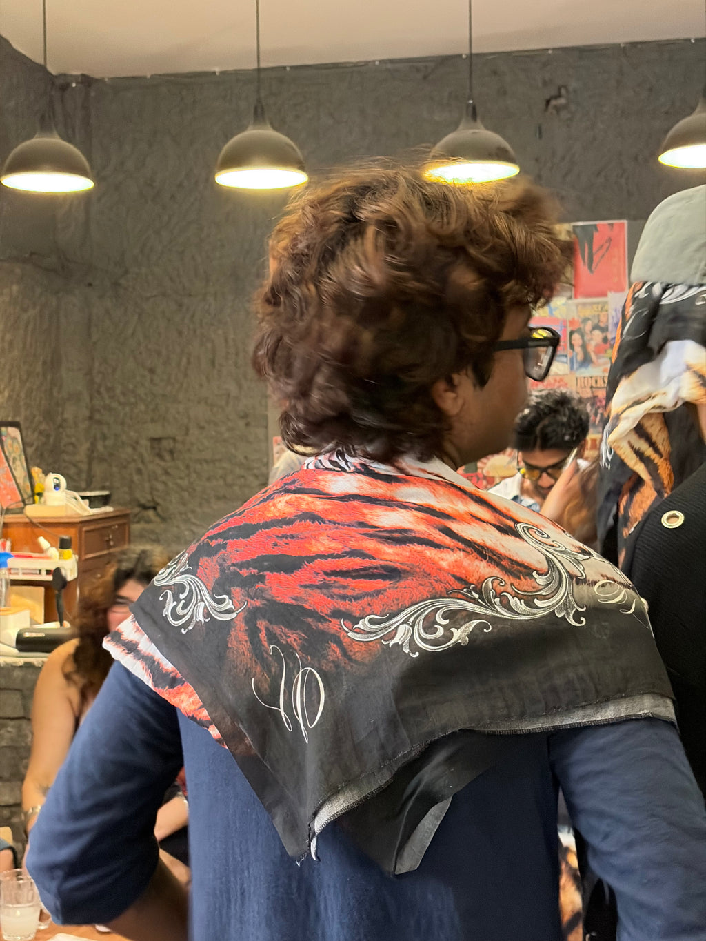 Japanese King of Beasts Scarf ( Red )