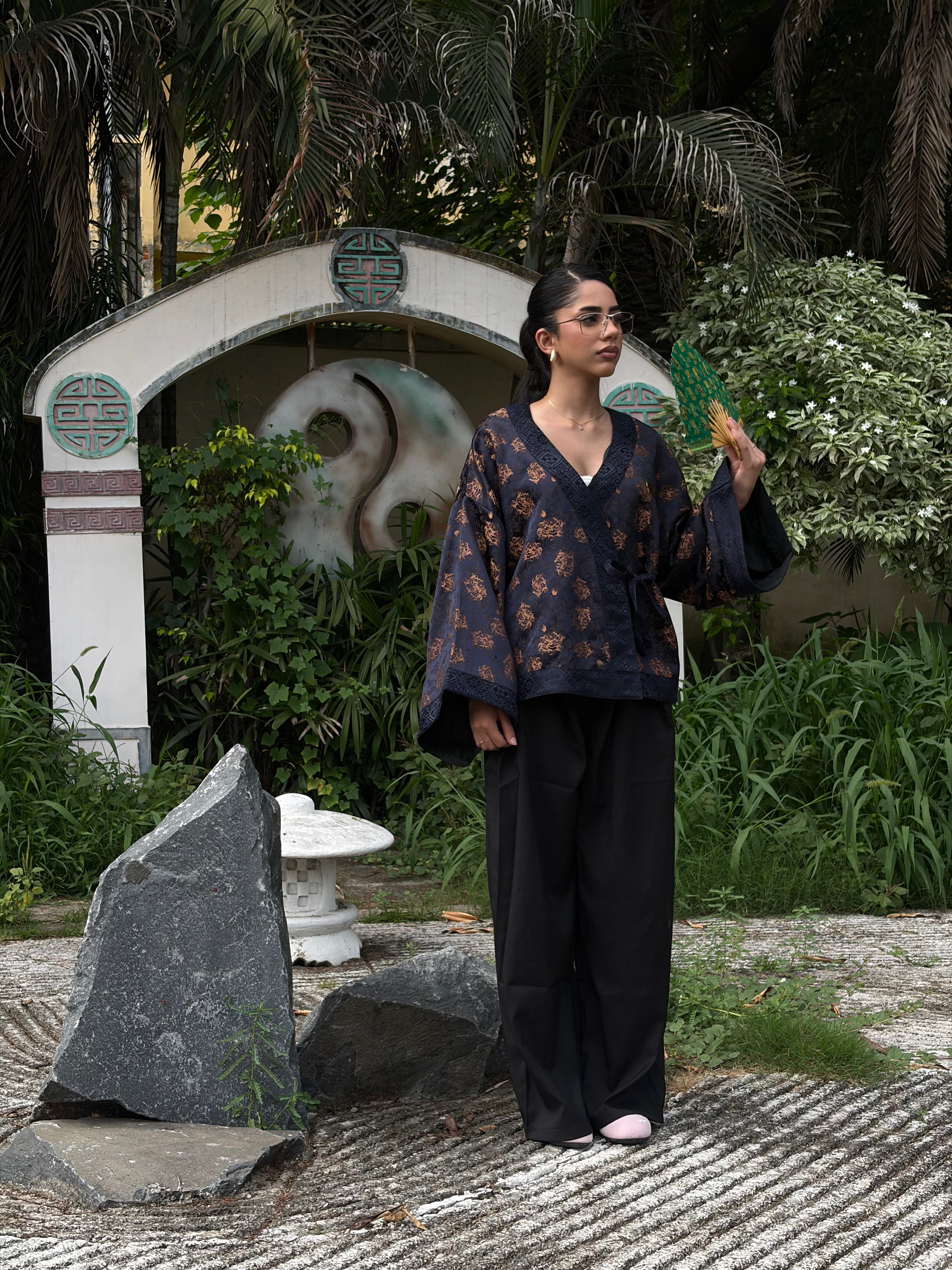 Navy Gold Flora Kimono (Womens)
